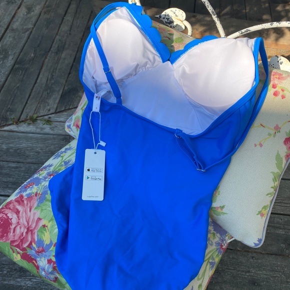 Cupshe One Piece Swimsuit Scalloped Neckline Ruched Waist Bright Blue - Picture 3 of 12